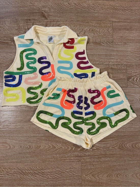 QUEEN OF SPARKLES Other - QUEEN OF SPARKLES Cream Two-Piece Sequin Short Set with Multicolor Waves